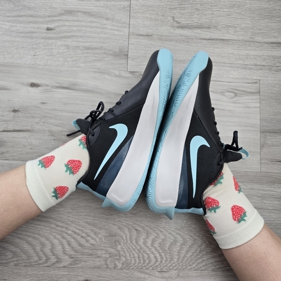 Nike | Team Hustle Quick 'Smoke Grey Magic Ember' sporty sneakers | WMS 7.5 - Picture 9 of 12